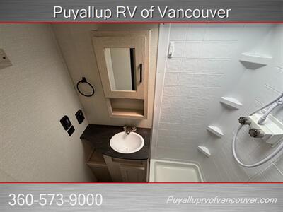 2022 FRRV COACHMEN APEX NANO 213RDS   - Photo 15 - Vancouver, WA 98682-4901
