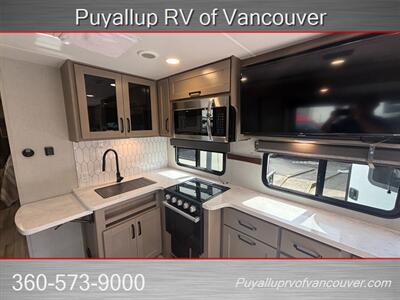 2024 GRAND DESIGN RV REFLECTION 296RDTS   - Photo 15 - Vancouver, WA 98682-4901