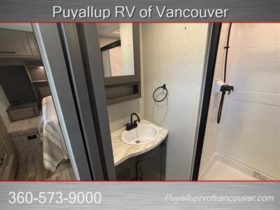 2024 GRAND DESIGN RV REFLECTION 296RDTS   - Photo 12 - Vancouver, WA 98682-4901