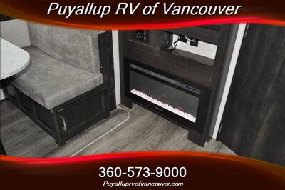 2021 JAYCO JAYFLIGHT 27RL TRAVEL TRAILER   - Photo 11 - Vancouver, WA 98682-4901
