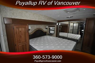 2011 KEYSTONE RV MONTANA 3000RK 3000RK   - Photo 8 - Vancouver, WA 98682-4901