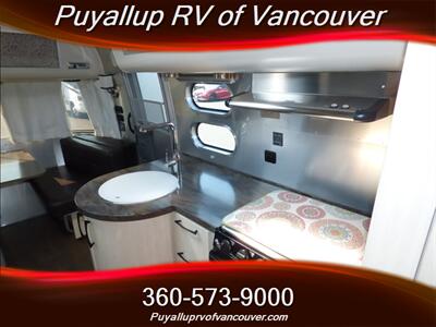 2017 AIRSTREAM SERENITY INTERNATIONAL   - Photo 20 - Vancouver, WA 98682-4901