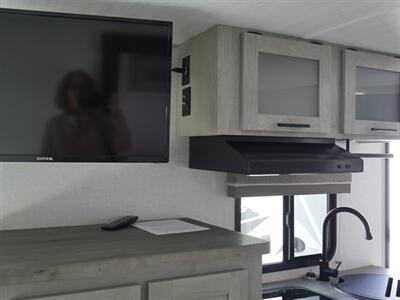 2022 Forest River Ibex 19QBS - Photo 6 - Puyallup, WA 98373