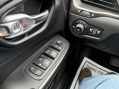 2020 Jeep Cherokee Trailhawk   - Photo 25 - Hermon, ME 04401