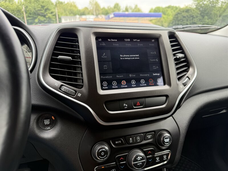2020 Jeep Cherokee Trailhawk - Photo 32