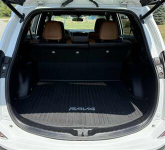 2016 Toyota RAV4 SE   - Photo 13 - Hermon, ME 04401