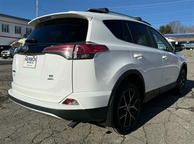 2016 Toyota RAV4 SE   - Photo 5 - Hermon, ME 04401
