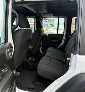 2018 Jeep Wrangler Sport   - Photo 12 - Hermon, ME 04401