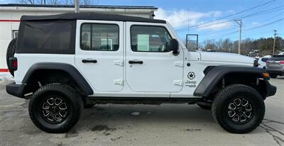 2018 Jeep Wrangler Sport   - Photo 7 - Hermon, ME 04401