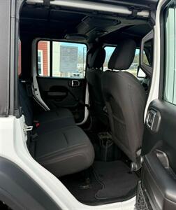 2018 Jeep Wrangler Sport   - Photo 14 - Hermon, ME 04401