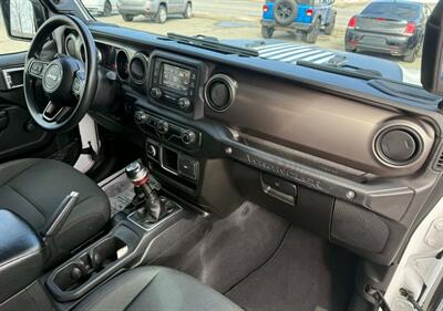 2018 Jeep Wrangler Sport   - Photo 16 - Hermon, ME 04401