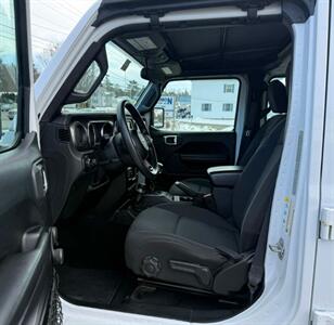 2018 Jeep Wrangler Sport   - Photo 11 - Hermon, ME 04401