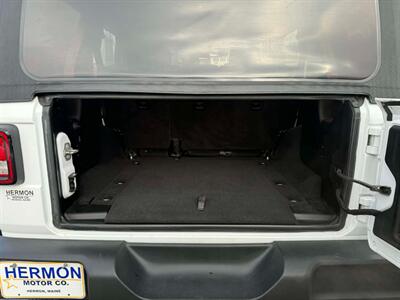 2018 Jeep Wrangler Sport   - Photo 13 - Hermon, ME 04401