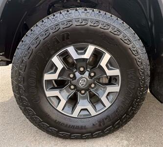 2023 Toyota Tacoma TRD Off-Road   - Photo 11 - Hermon, ME 04401