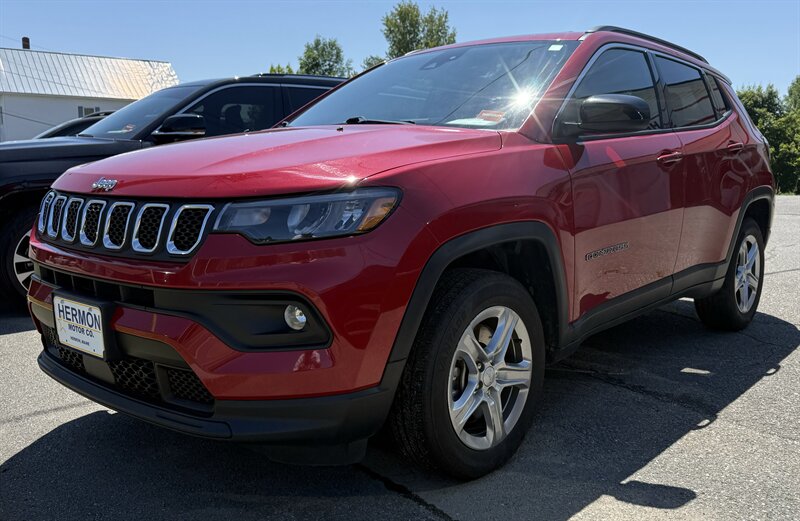 2024 Jeep Compass Latitude   - Photo 1 - Hermon, ME 04401