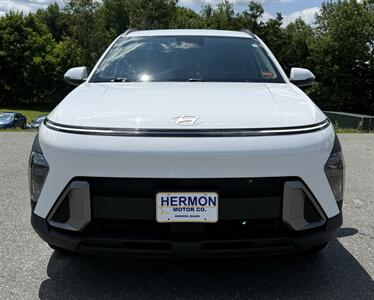 2024 Hyundai KONA SEL - Photo 2 - Hermon, ME 04401