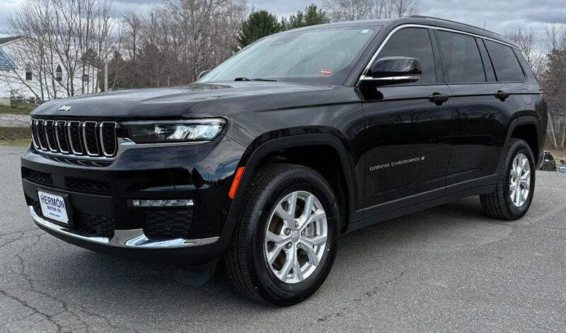 2023 Jeep Grand Cherokee L Limited   - Photo 1 - Hermon, ME 04401