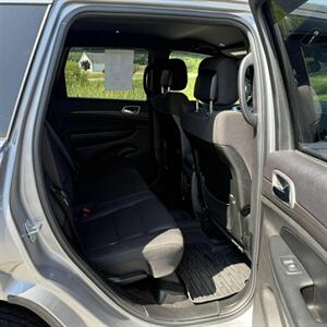 2018 Jeep Grand Cherokee Laredo E   - Photo 14 - Hermon, ME 04401