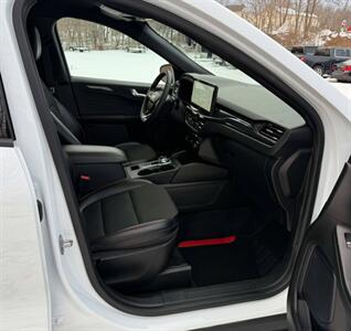 2023 Ford Escape ST-Line   - Photo 16 - Hermon, ME 04401