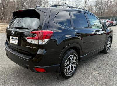 2020 Subaru Forester Premium   - Photo 5 - Hermon, ME 04401
