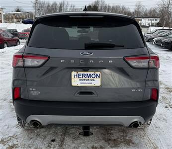 2022 Ford Escape SE   - Photo 6 - Hermon, ME 04401