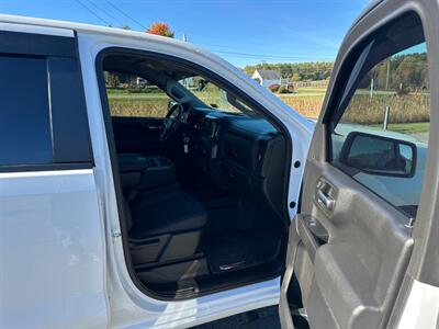 2022 Chevrolet Silverado 1500 Limited Custom Trail Boss   - Photo 15 - Hermon, ME 04401