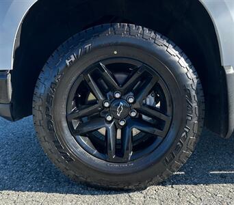 2022 Chevrolet Silverado 1500 Limited Custom Trail Boss   - Photo 9 - Hermon, ME 04401