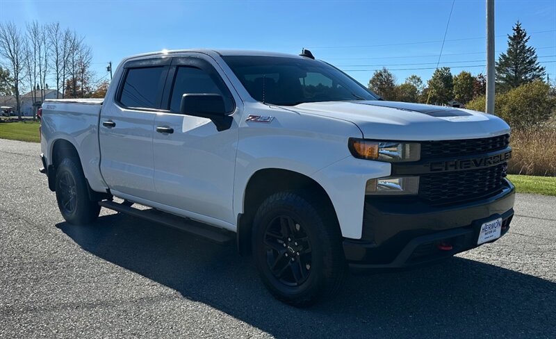 2022 Chevrolet Silverado 1500 Limited Custom Trail Boss - Photo 1 - Hermon, ME 04401