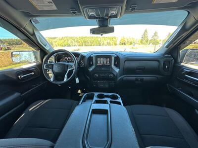 2022 Chevrolet Silverado 1500 Limited Custom Trail Boss   - Photo 17 - Hermon, ME 04401