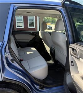 2016 Subaru Forester 2.5i Premium - Photo 14 - Hermon, ME 04401