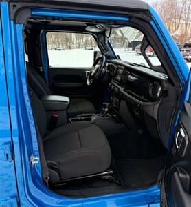 2022 Jeep Wrangler Sport S  Altitude - Photo 15 - Hermon, ME 04401