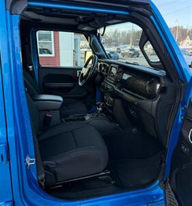 2022 Jeep Wrangler Sport S  Altitude - Photo 16 - Hermon, ME 04401