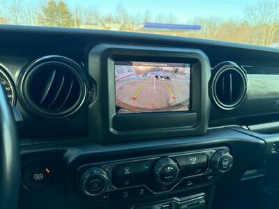 2022 Jeep Wrangler Sport S  Altitude - Photo 34 - Hermon, ME 04401