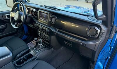 2022 Jeep Wrangler Sport S  Altitude - Photo 17 - Hermon, ME 04401