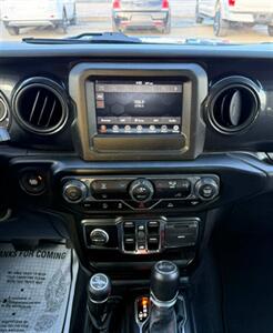 2022 Jeep Wrangler Sport S  Altitude - Photo 19 - Hermon, ME 04401
