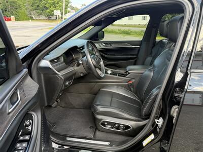 2021 Jeep Grand Cherokee L Overland   - Photo 12 - Hermon, ME 04401