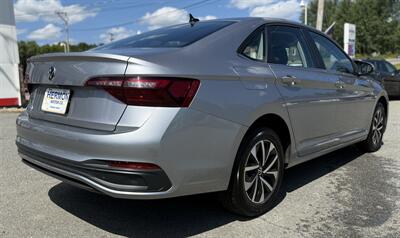 2024 Volkswagen Jetta S - Photo 5 - Hermon, ME 04401