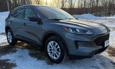 2022 Ford Escape SE   - Photo 1 - Hermon, ME 04401