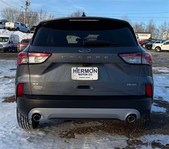 2022 Ford Escape SE   - Photo 6 - Hermon, ME 04401