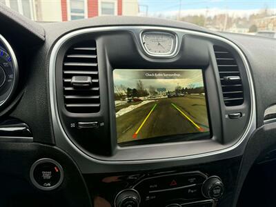 2022 Chrysler 300 Series Touring L - Photo 33 - Hermon, ME 04401