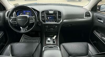 2022 Chrysler 300 Series Touring L - Photo 18 - Hermon, ME 04401