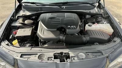 2022 Chrysler 300 Series Touring L - Photo 8 - Hermon, ME 04401