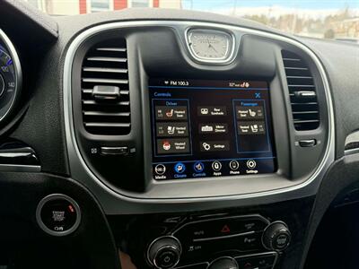 2022 Chrysler 300 Series Touring L - Photo 29 - Hermon, ME 04401