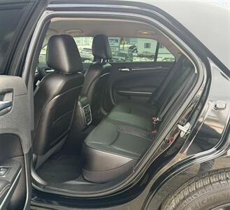 2022 Chrysler 300 Series Touring L - Photo 11 - Hermon, ME 04401