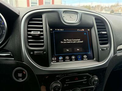 2022 Chrysler 300 Series Touring L - Photo 31 - Hermon, ME 04401