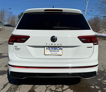 2022 Volkswagen Tiguan SE R-Line Black 4Mot   - Photo 6 - Hermon, ME 04401