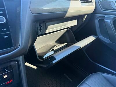 2022 Volkswagen Tiguan SE R-Line Black 4Mot   - Photo 41 - Hermon, ME 04401