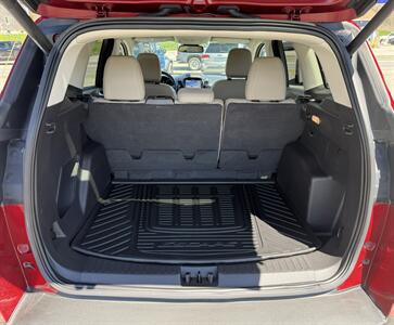 2019 Ford Escape SEL - Photo 13 - Hermon, ME 04401