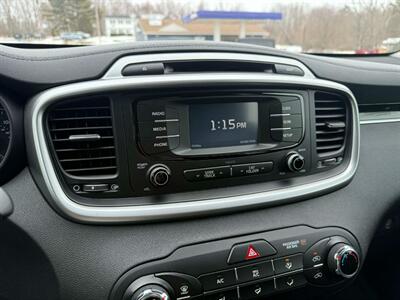 2017 Kia Sorento LX V6   - Photo 29 - Hermon, ME 04401