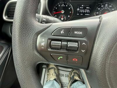 2017 Kia Sorento LX V6   - Photo 25 - Hermon, ME 04401